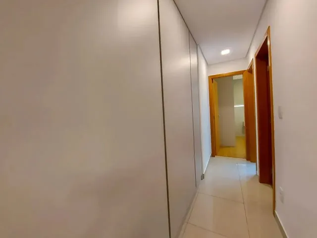 Imagem 9: Apartamento de 02 Quartos Sendo 01 com Suíte, 01 Vaga de Garagem e 03 Vagas de Moto no Ba