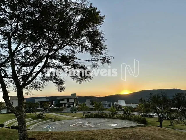 Imagem: Mansão de Alto Padrão com Vista Panorâmica