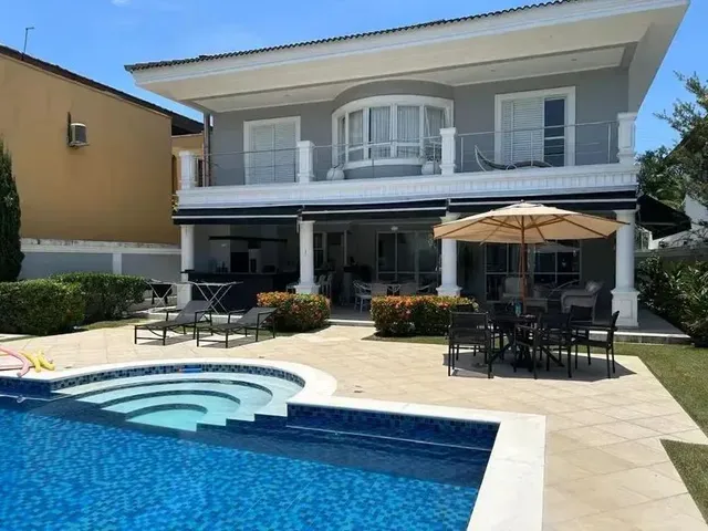 Imagem: Casa com 270 Metros², 3 Quartos, Piscina