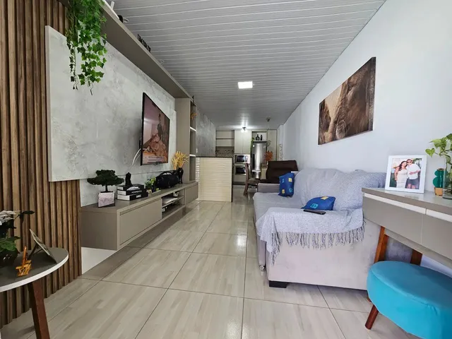 Imagem 7: Casa Reformada com Suite e Closet no Recanto das Ilhas