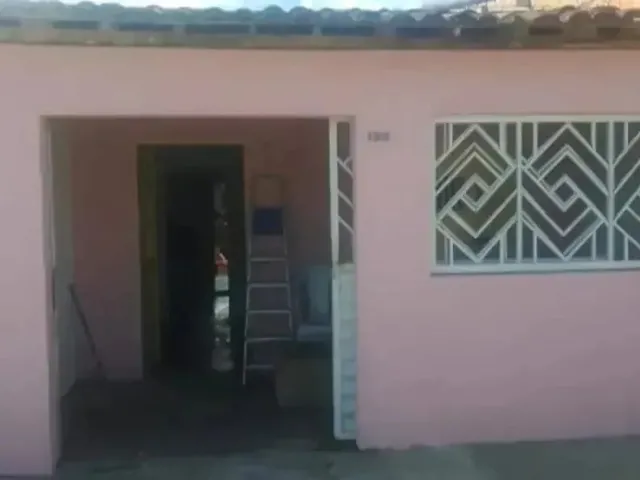 Imagem: Casa À Venda em Rua Pública, Chã do Pilar