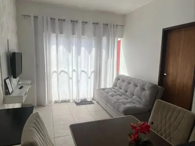 Imagem 2: Vendo: Casa ( Flet )Com 2 Quartos. .No Francês