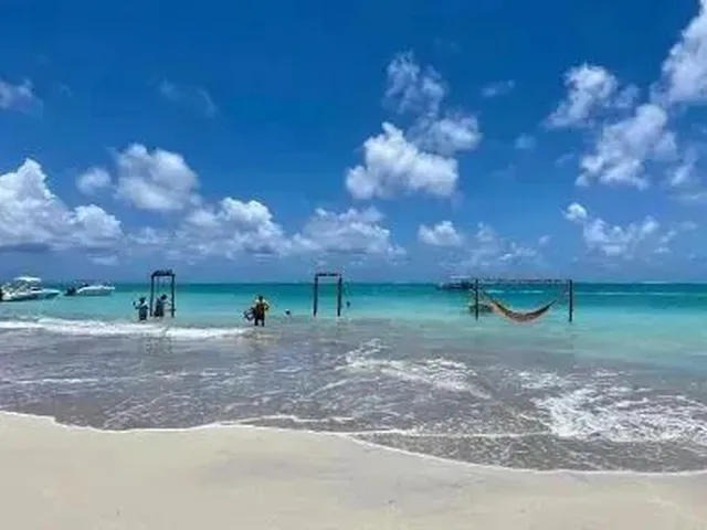 Imagem 11: Beira Mar na Praia de Antunes, Studio com 32M², Trecho de Mar Excelente. Área de Lazer
