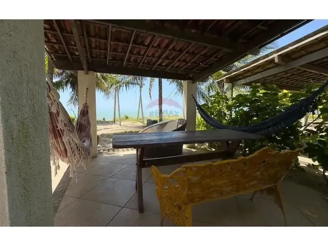 Imagem: Casa Beira Mar na Barra de Santo Antônio