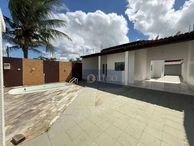 Imagem: Casa com 2 Dormitórios À Venda, 167 M²