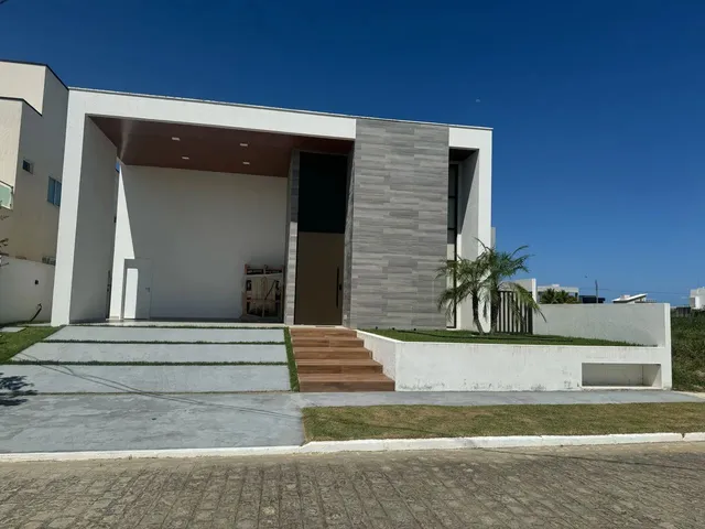 Imagem: Casa À Venda com 222 M2, 3 Suítes e Piscina