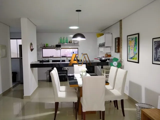Imagem: Casa à venda no bairro Açu da Torre