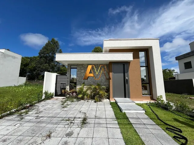 Imagem: Casa à venda no bairro Abrantes - Camaçari/BA