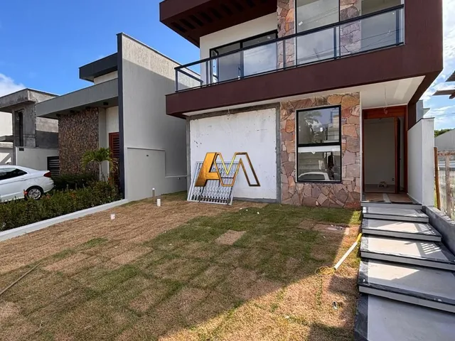 Imagem: Casa à venda no bairro Abrantes - Camaçari/BA