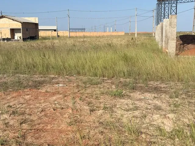 Imagem: Vendo Terreno Av. Comercial Caburai