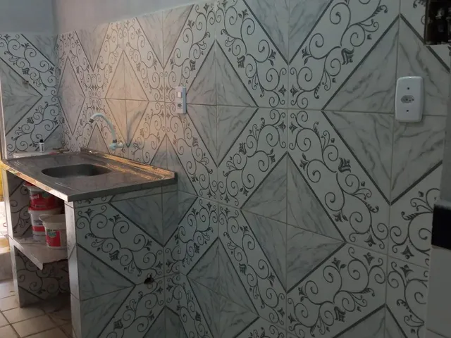 Imagem: A casa em condomínio possui 2 Dormitórios, 1 Banheiro,