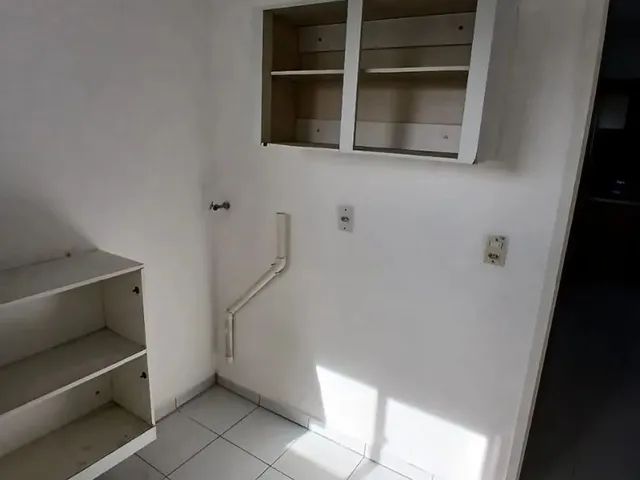 Imagem 2: Alugo Ap 3 Quartos + Dep Completa, 93M2, Armários, 2 Vagas*(A 500M da Praça de Casa