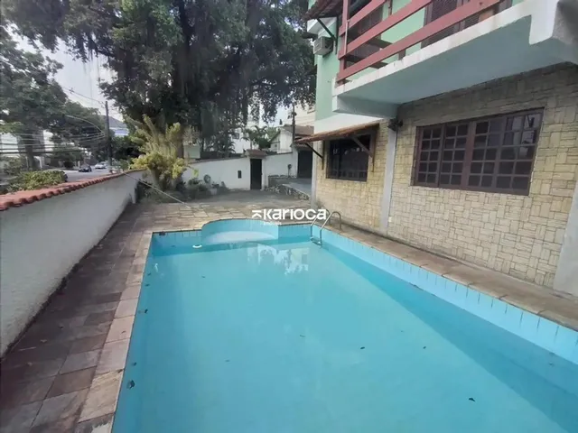 Imagem: Excelente Casa Duplex em Condomínio Terreno
