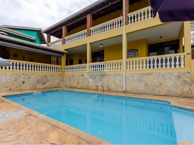 Imagem: Casa com Piscina, Pomar e 4 Dormitórios
