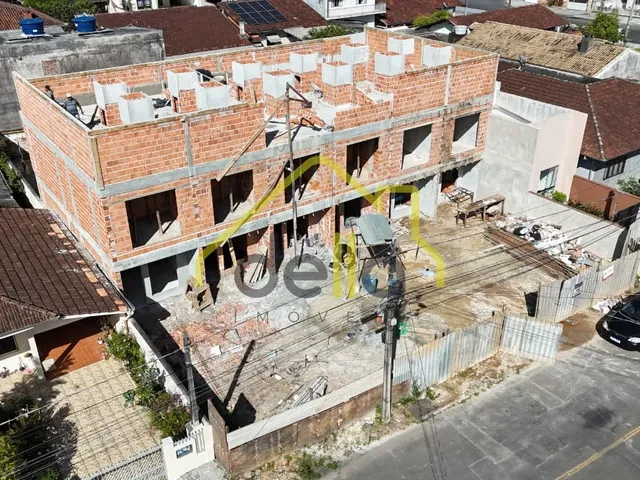 Imagem: Sobrado Geminado no Iririú Próximo do