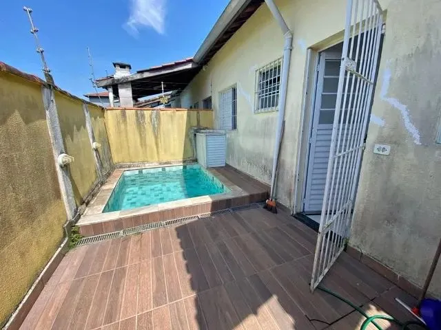 Imagem: Vendo Casa com Piscina em Maria Ortz
