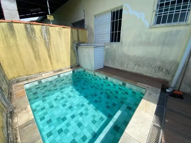 Imagem 5: Vendo Casa com Piscina em Maria Ortz