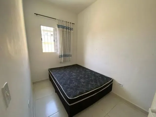 Imagem 3: Vendo Casa com Piscina em Maria Ortz