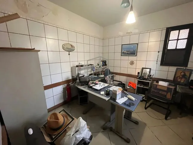 Imagem 15: Marivilhosa Casa no Centro de Vitória, com 460M2, 4 Quartos, Vaga de Garagem, Porão