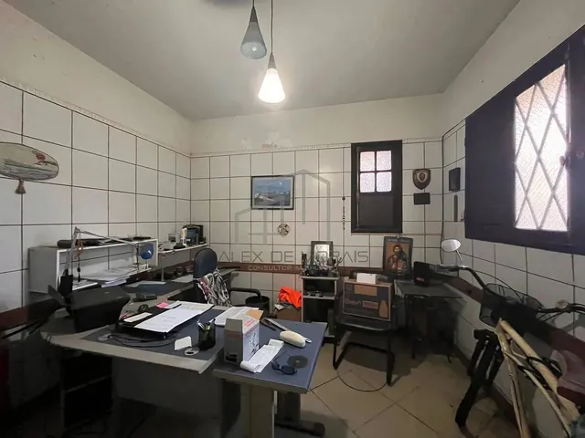 Imagem 11: Marivilhosa Casa no Centro de Vitória, com 460M2, 4 Quartos, Vaga de Garagem, Porão