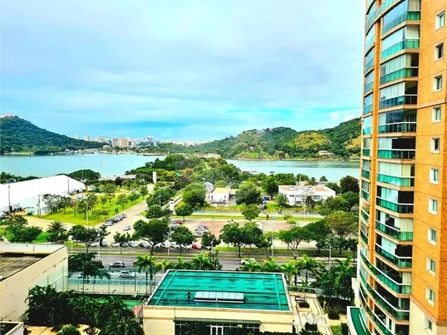 Imagem: Apartamento com 4 Quartos À Venda em Enseada