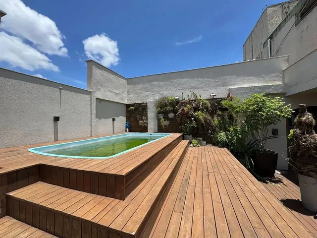 Imagem: Cobertura Linear com Piscina e Churrasqueira