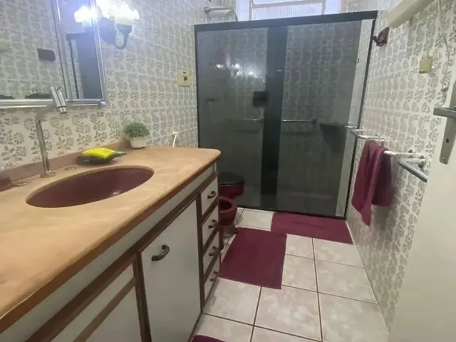 Imagem 2: Imóvel para Venda com 390 Metros Quadrados com 3 Quartos em Praia do Canto - Vitória