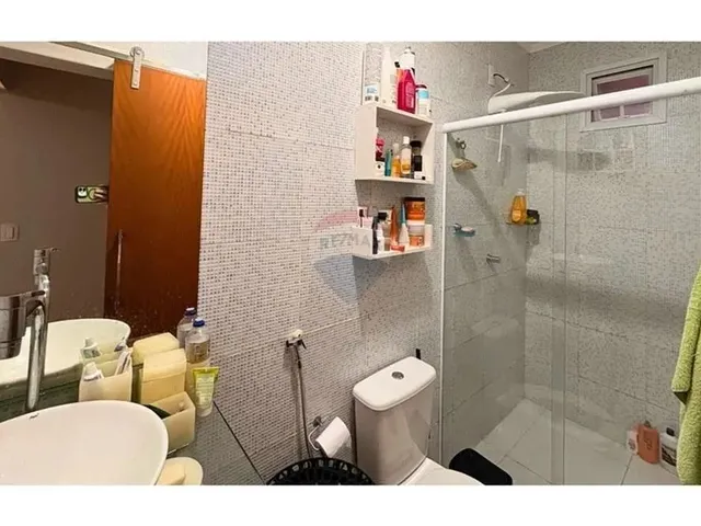 Imagem 7: Casa À Venda em Vitória com 3 Quartos, Piscina Aquecida e Área Gourmet Com