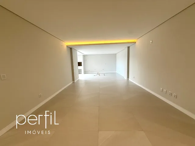 Imagem 7: Imperdível: Apartamento à Venda em Joinville-SC, Bairro Santo Antônio - 3 quartos, 3