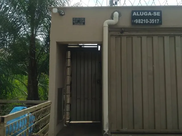 Imagem: Aluga Casa 2/4 Tel Cont. Próximo Flambyant