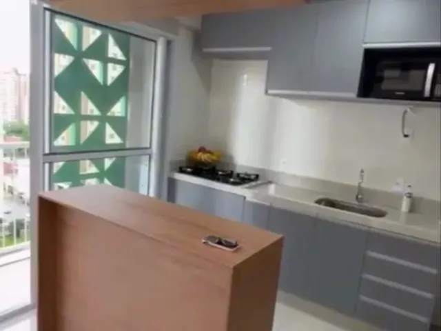 Imagem: O apartamento possui 2 Dormitórios, 1 Suíte, 2 Banheiros,