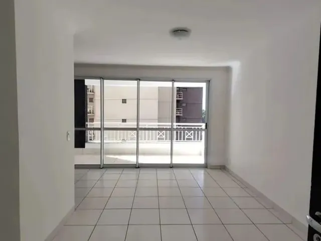 Imagem 6: Apartamento 02 Quartos, Sendo Uma Suite. com Armários em Todo os Ambientes e 01 Vaga De