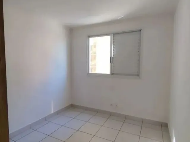 Imagem 8: Apartamento 02 Quartos, Sendo Uma Suite. com Armários em Todo os Ambientes e 01 Vaga De
