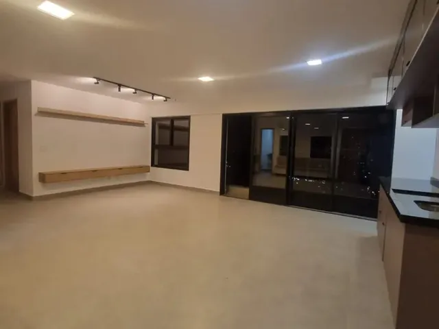 Imagem: Alugo Lindo Apartamento 2 Suítes Primeira