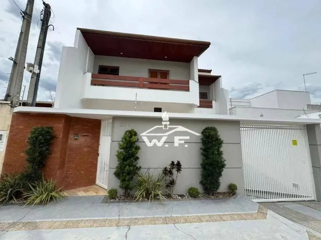 Imagem: Casa com 4 Quartos, Sendo Uma Suíte para