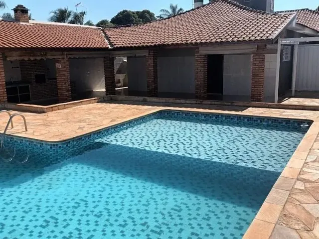 Imagem: Casa 3 Suítes no Parque Industrial - 511M²