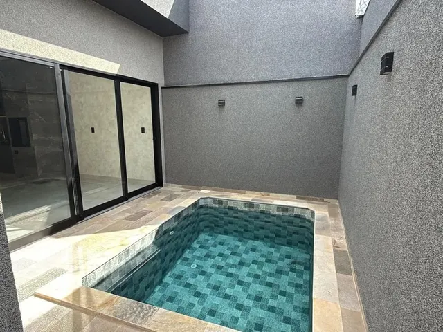 Imagem: Casa de Alto Padrão em Bady Bassit na Entrada
