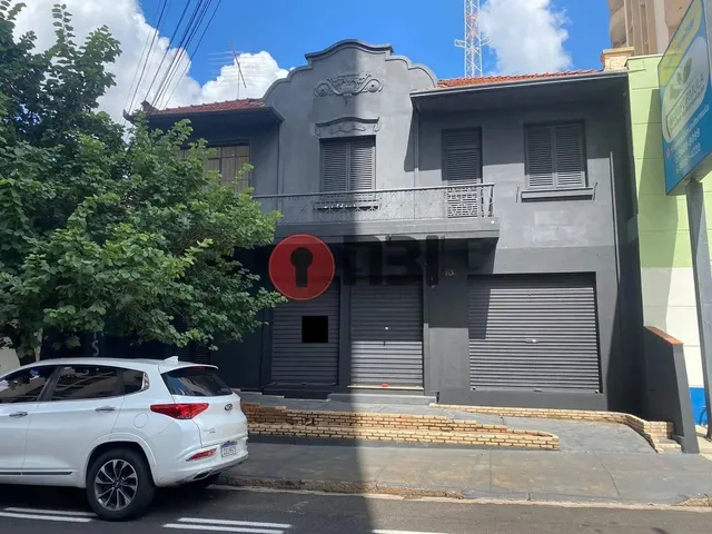 Imagem: Casa Comercial com 7 Dormitórios À Aluga-Se