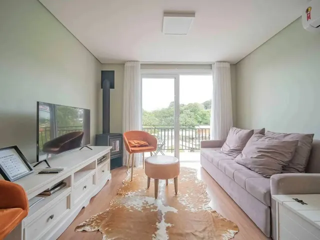 Imagem: O apartamento possui 2 Dormitórios, 1 Suíte, 2 Banheiros,