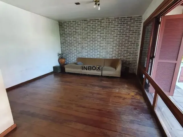 Imagem 2: Inbox Cia Imobiliária Aluga Casa Individual com 03 Dormitórios no Centro de Bento