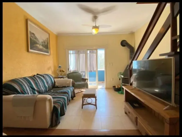 Imagem: O apartamento possui 4 Dormitórios, 2 Banheiros, 2 Vagas