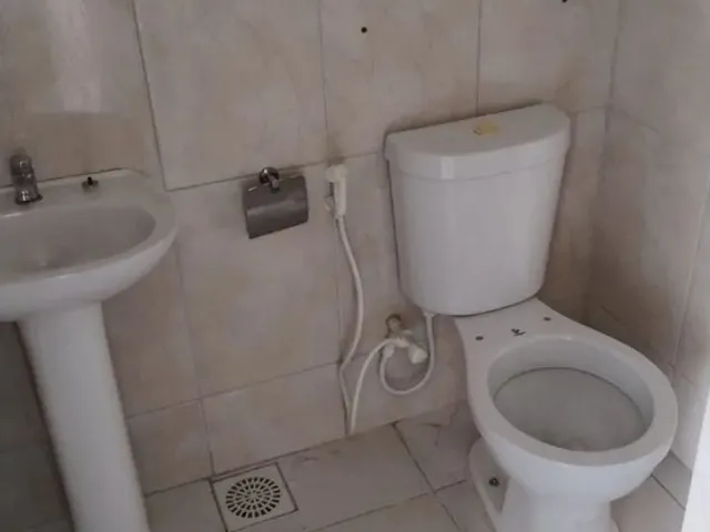 Imagem 4: Ótima Casa Duplex de Vila em Marechal Hermes (Rj) - 2 Quartos