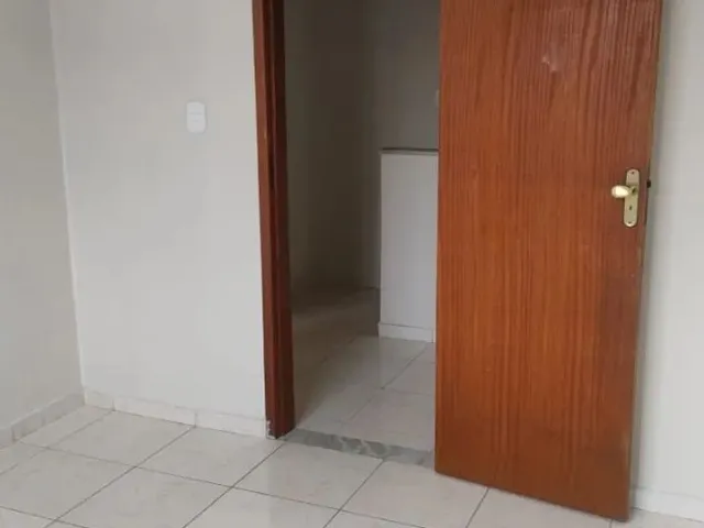 Imagem 13: Ótima Casa Duplex de Vila em Marechal Hermes (Rj) - 2 Quartos
