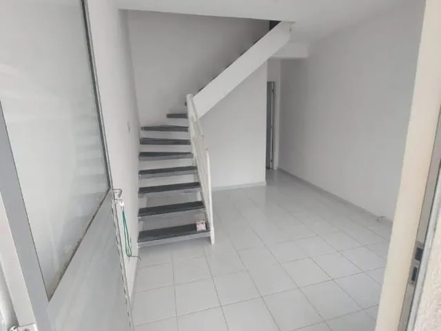 Imagem: Casa residencial para Venda em condomínio
