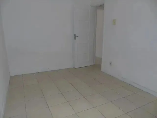 Imagem 4: Imóvel para Aluguel Possui 69 Metros Quadrados com 2 Quartos em Vila Isabel - Rio De