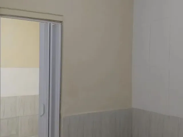 Imagem: Alugo Casa em Iraja de 1 Quarto