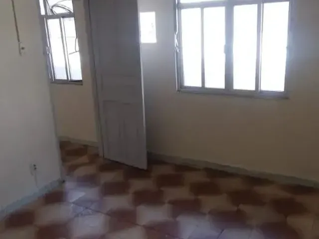 Imagem 9: Casa 02 Quartos, Varanda Etc... em Vista Alegre (Próximo Ao Mcdonald&Amp;Apos;S da