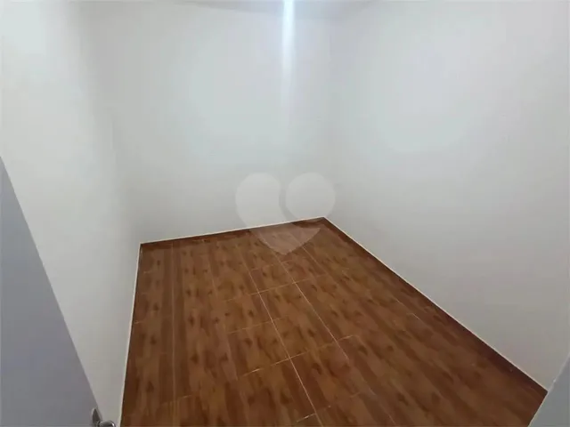Imagem 7: Apartamento para Alugar com 4 Quartos no Condomínio Edificio Mara., Rio de Janeiro - Rj
