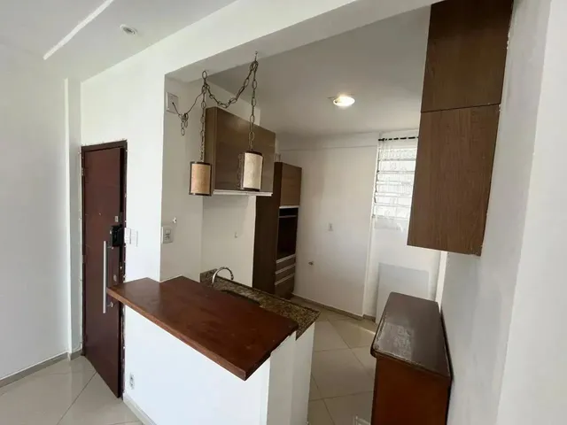 Imagem 9: Apartamento Reformado com 2 Quartos, Suíte e Vista Ampla Próximo Ao Metrô e Ao