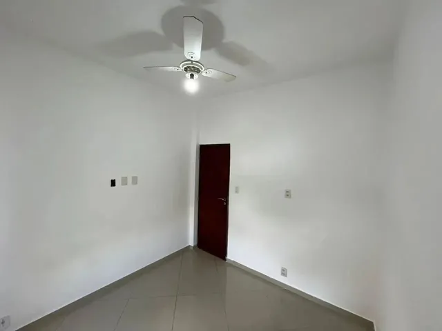 Imagem 4: Apartamento Reformado com 2 Quartos, Suíte e Vista Ampla Próximo Ao Metrô e Ao
